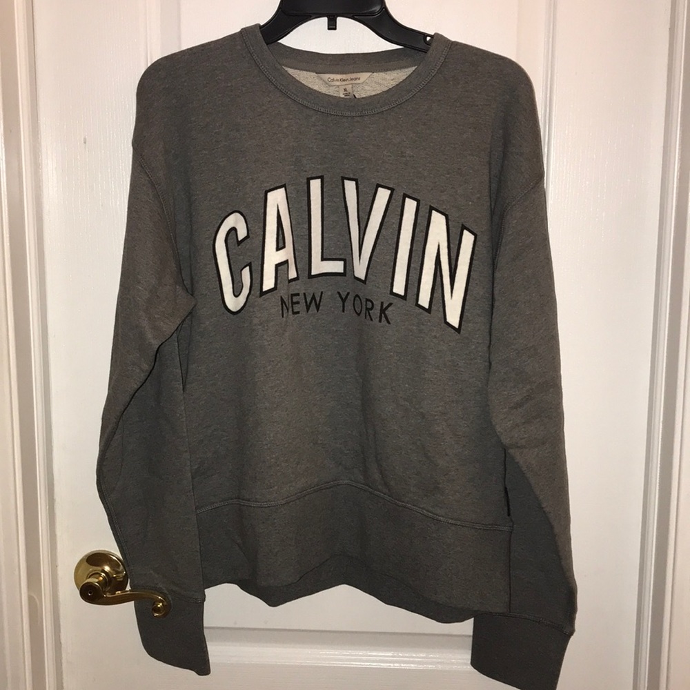 NWT CALVIN KLEIN CREW NECK SWEATSHIRT